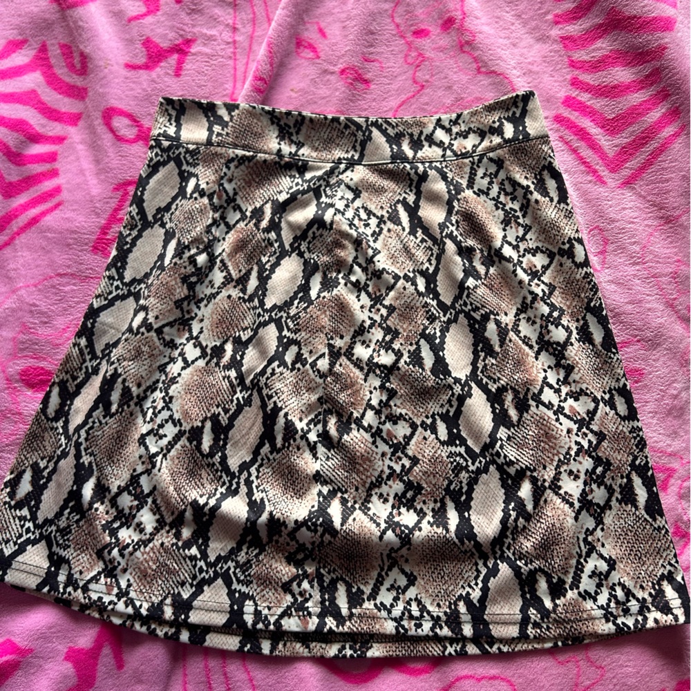 Snake skin print mini skirt